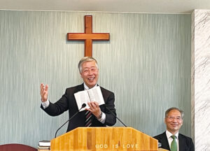 宣教報告の様子